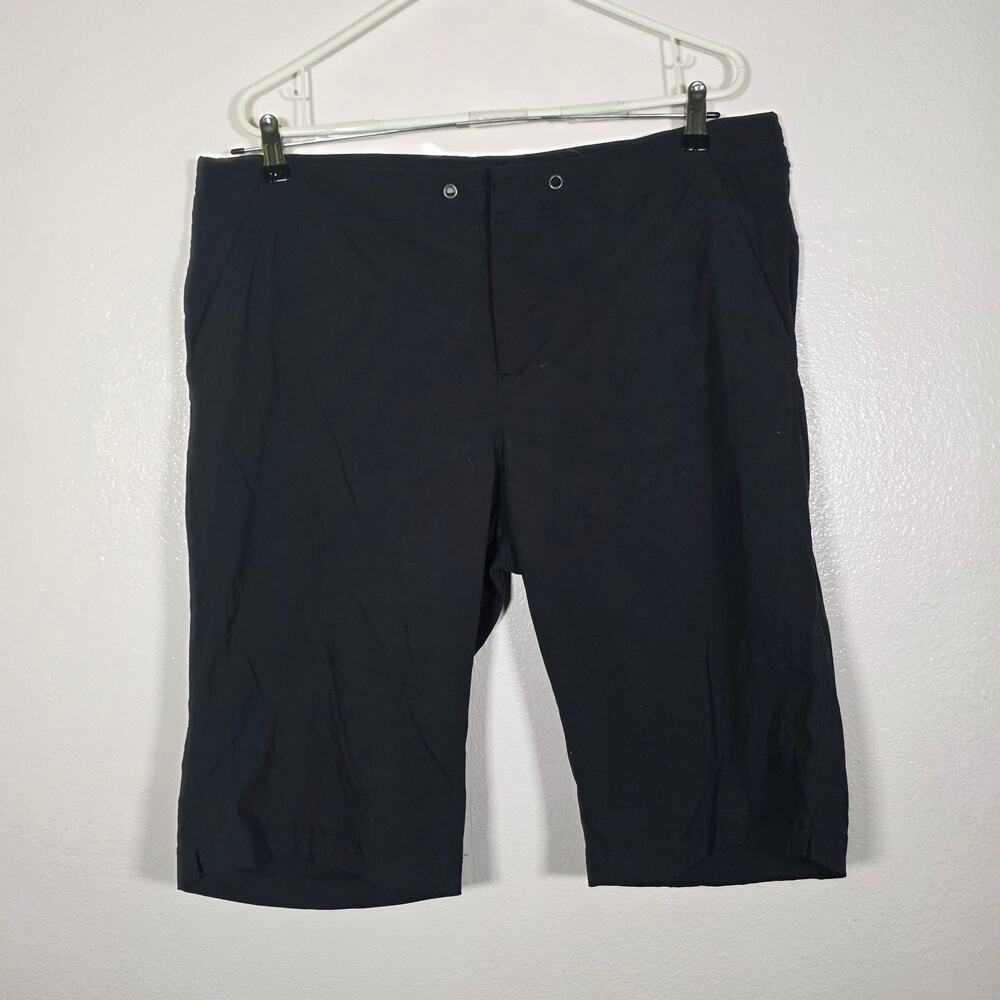 Columbia Women’s Black Capri Pants Plus Size 16W 13L